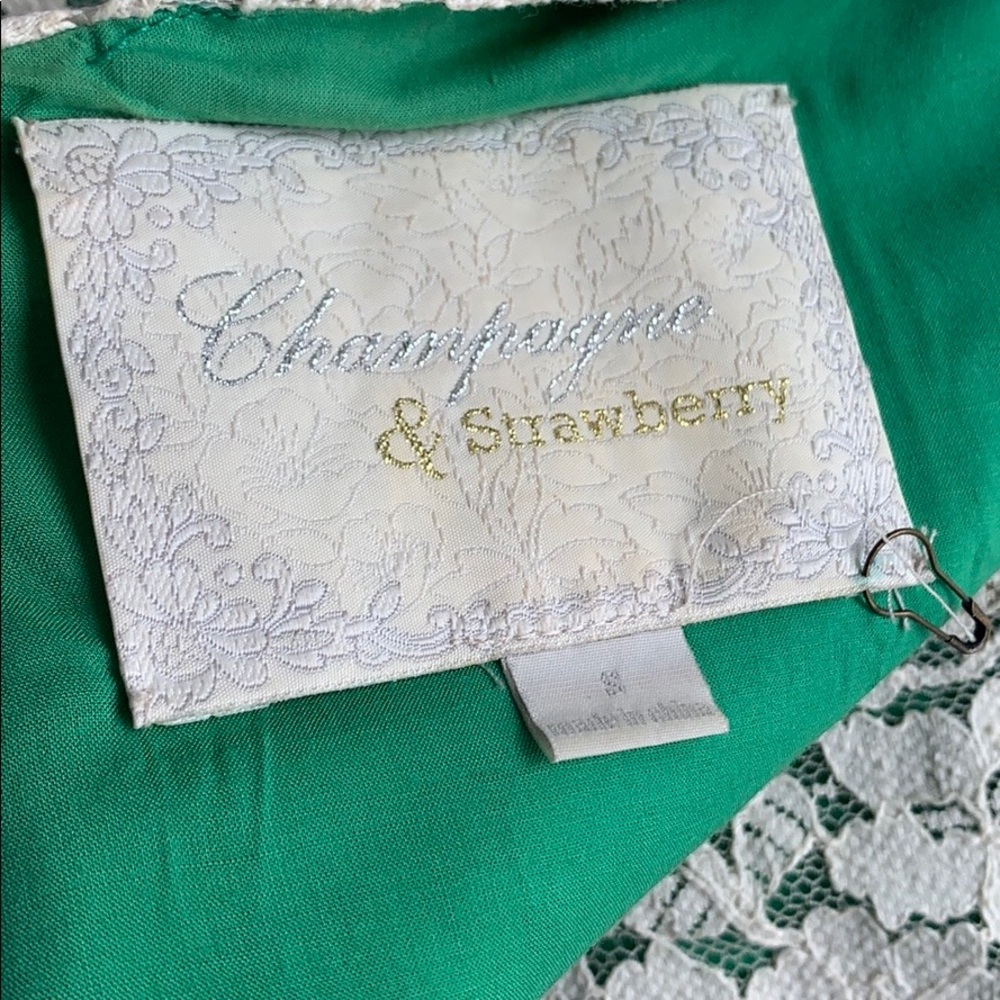 Anthro Champagne & Strawberry Ivory lace Emerald - Picture 15 of 16